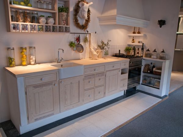 Country Sink Installation in Whittier